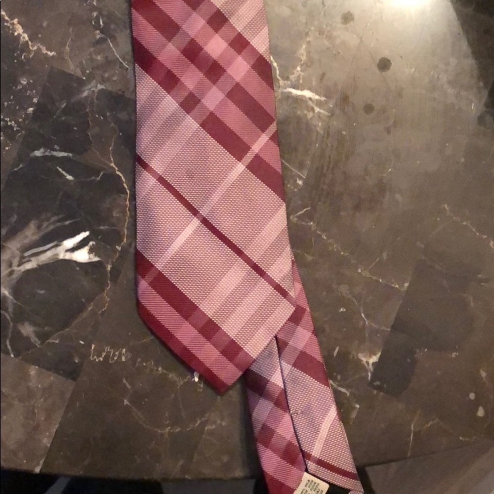 Burberry tie
